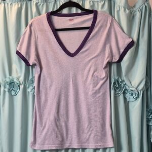 SOFFE Purple V-neck short sleeve Tee -shirt top Sz L